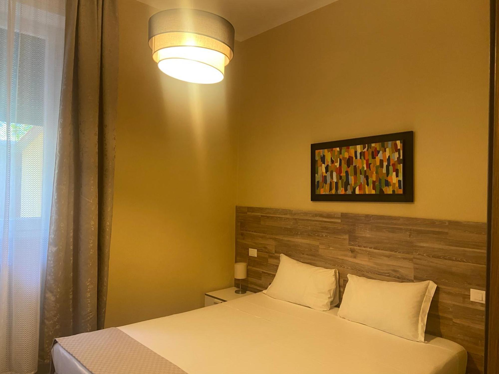 Paradise Inn Ливорно Экстерьер фото
