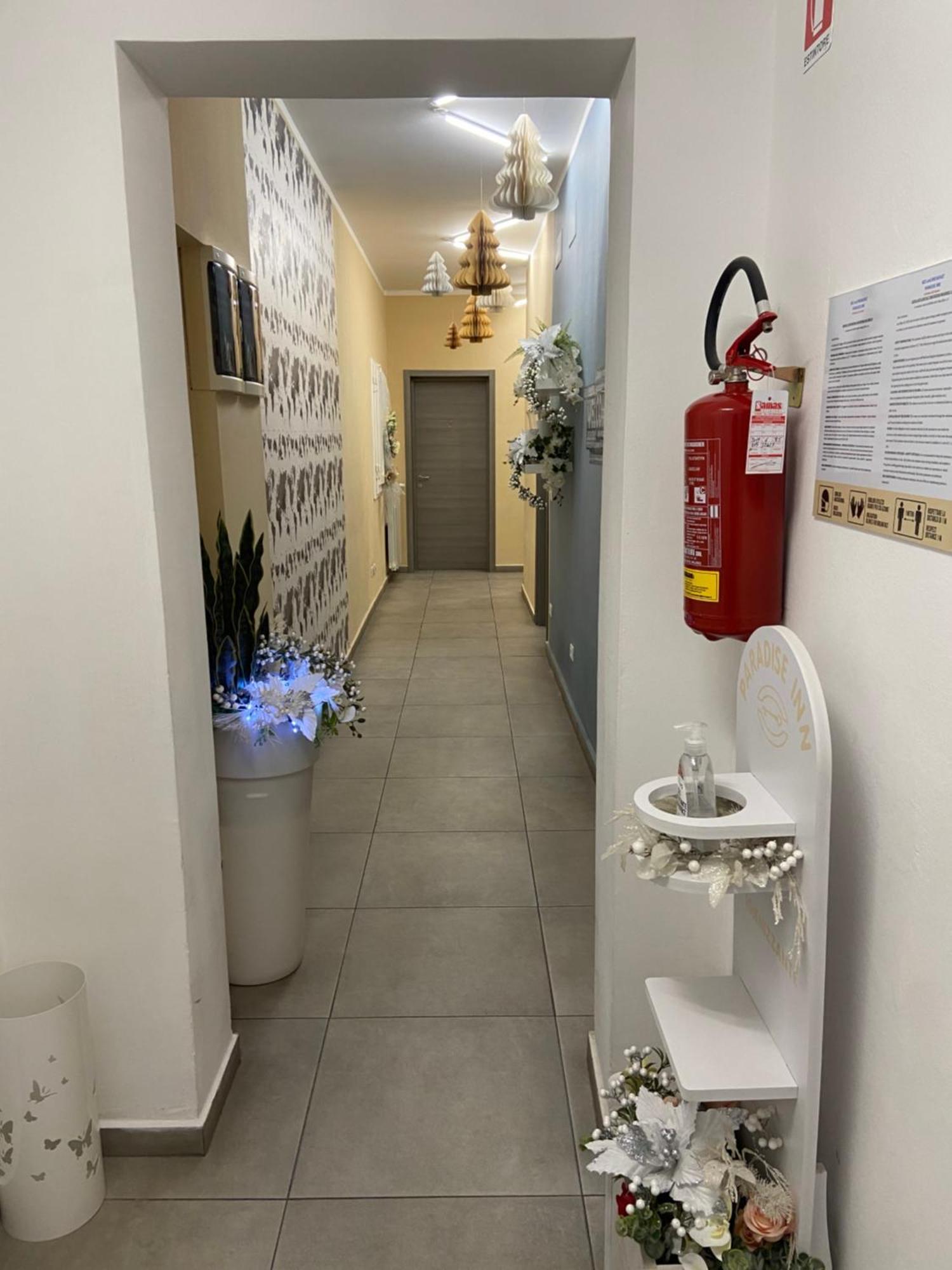 Paradise Inn Ливорно Экстерьер фото