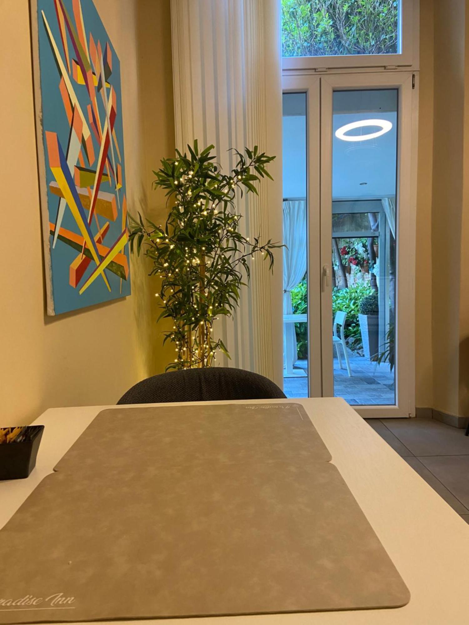 Paradise Inn Ливорно Экстерьер фото