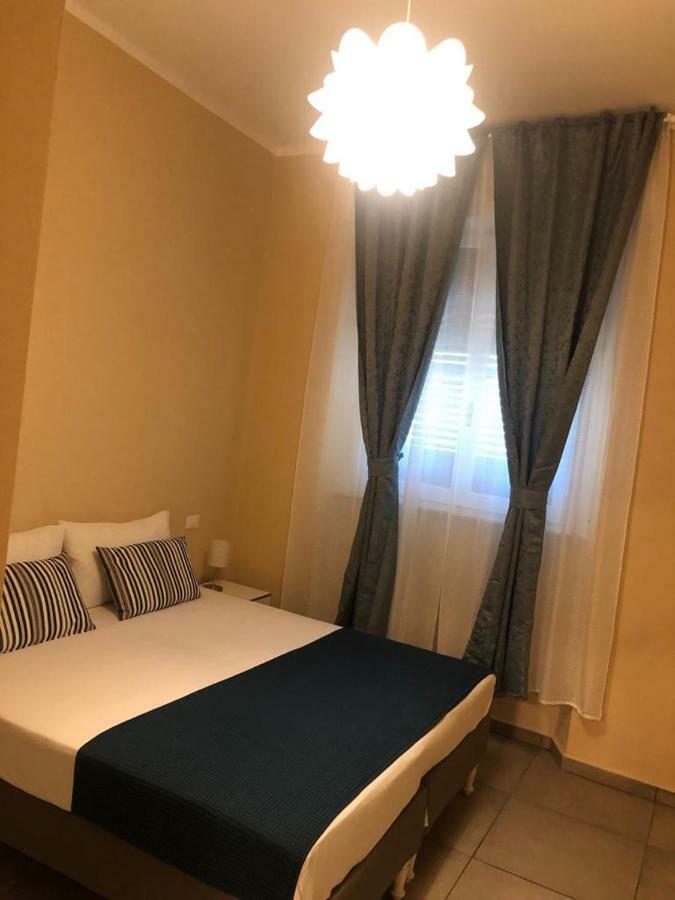 Paradise Inn Ливорно Экстерьер фото